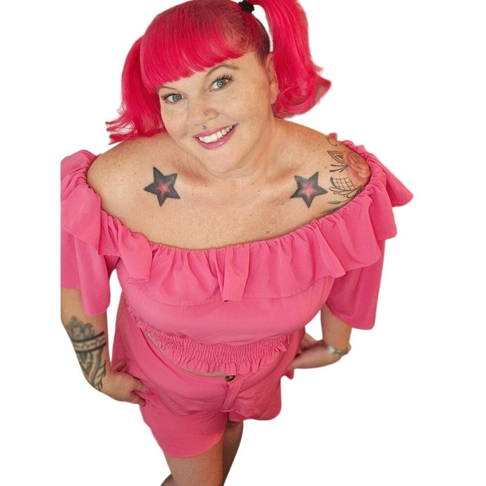 Hot Pink 2 Piece Set 2XL Off Shoulder Ruffle Crop Top & Flowy Shorts Barbiecore